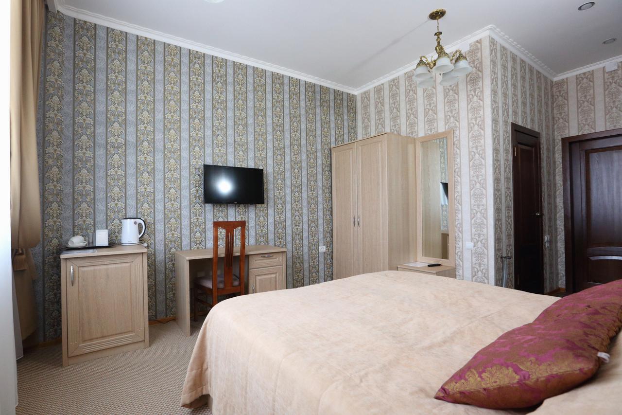 Hotel Bahetle Ekibastuz Buitenkant foto